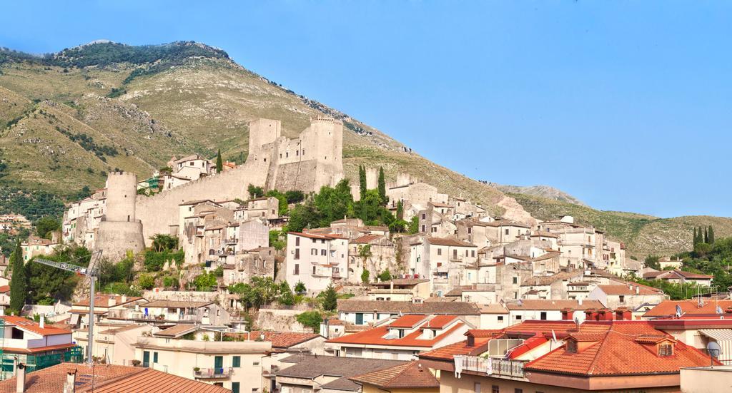 Il Fiore In Una Stanza Itri Exterior foto