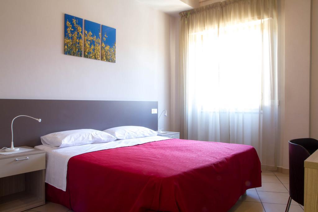 Il Fiore In Una Stanza Itri Zimmer foto