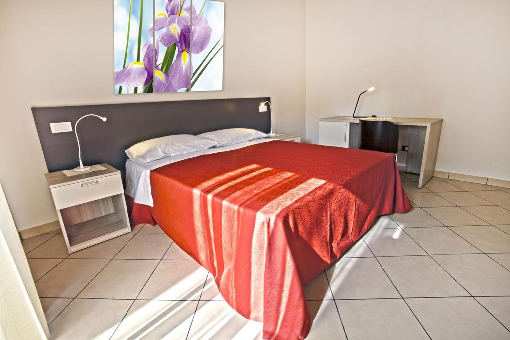 Il Fiore In Una Stanza Itri Zimmer foto